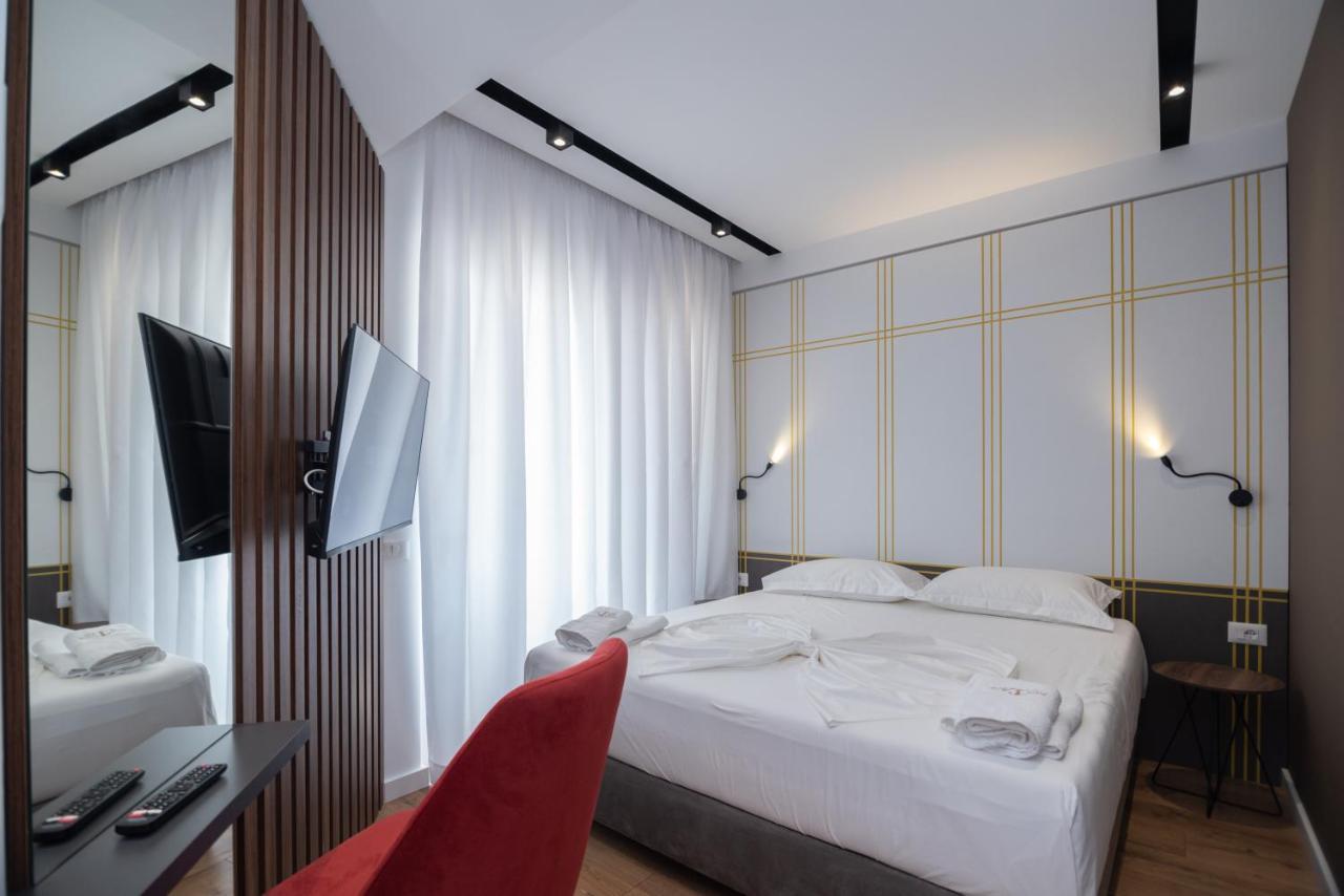 Hotel Portside Gf Vlorë Eksteriør billede